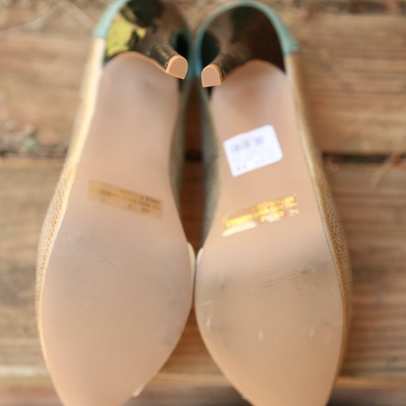 Teal, Silver and White Heels - Picture 6 of 6